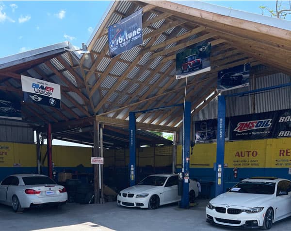 Bimmer Lifestyle service bay